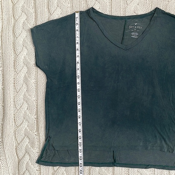 ⚡️3 for $20⚡️ American Eagle Soft & Sexy Washed Out T-Shirt - Picture 3 of 8